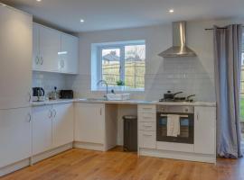 Didcot- Private Flat with Garden & Parking 04，位于迪德科特The Orchard Centre购物中心附近的酒店