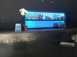 La Chartreuse Logis Hotel Restaurant，位于卡奥尔的酒店