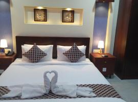 Rouba Residency Hotel，位于Ponnāni的酒店