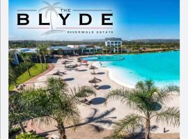 The Blyde Crystal lagoon Pretoria，位于比勒陀利亚的海滩短租房