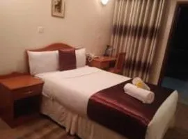 Villa Leone Boutique Hotel
