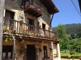 雷曼苏德特瑞维科旅馆