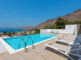 Villa Allegra with pool in Pefkos, Lindos area