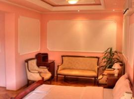 Guest House Carda Horgos，位于Horgoš的酒店