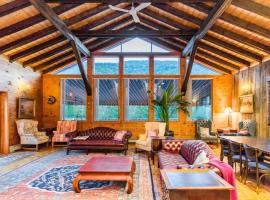Copperhood Retreat & Spa，位于Shandaken的酒店