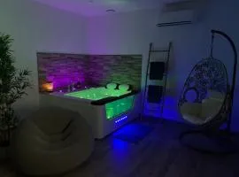 Appartement Cosy Jacuzzy Luxe Gare de Toulon
