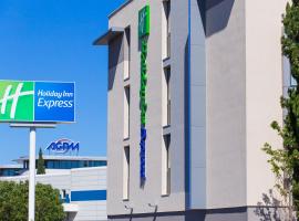 Holiday Inn Express Toulon - Est, an IHG Hotel，位于土伦的酒店