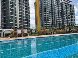 Vista Alam Studio Units - Pool, food court，位于莎阿南的酒店