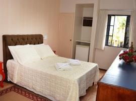 Igaraçu Palace Hotel，位于Igaraçu do Tietê的酒店