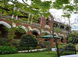 The Old Priory，位于比奇沃斯的酒店