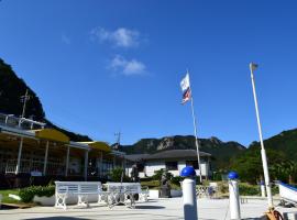 Sea Tiger Island Inn Shodoshima，位于小豆岛的豪华帐篷营地