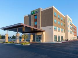 Holiday Inn Express Visalia-Sequoia Gateway Area, an IHG Hotel，位于维塞利亚的酒店