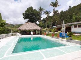 Finca hotel san josé，位于Tarso的酒店