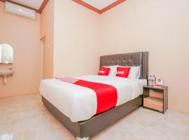OYO 1349 Amira Homestay Syariah，位于诗都阿佐的酒店