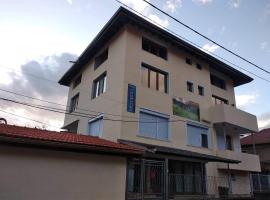 Guest House Proynovi，位于卡洛费尔的酒店