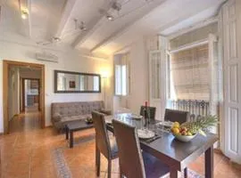 Main Central Station Apartment