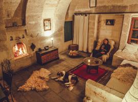 Asmalı Cave House，位于乌奇希萨尔的酒店