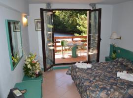 格雷苏恩大酒店，位于维拉吉奥拉西诺的酒店