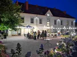 Central Hotel Radviliškis