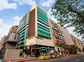 洛碁大饭店忠孝馆，位于台北松山机场 - TSA附近的酒店