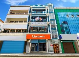 FabExpress Santhi Inn - Near Promenade Beach