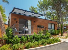 Gava Waterman Island Cottages - All Inclusive，位于米欧纳的酒店