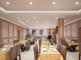 维也纳酒店(上海金山卫火车站城市沙滩店)