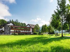 Seminar- & Sporthotel Freunde der Natur，位于皮恩山口附近施皮塔尔的酒店