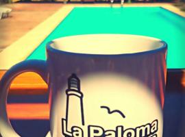 La Paloma del Mar，位于拉帕洛马的带泳池的酒店