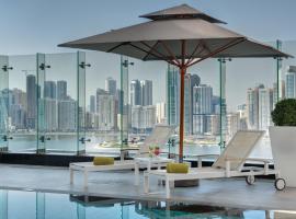 The Act Hotel Sharjah，位于沙迦阿尔马甲飞溅公园附近的酒店