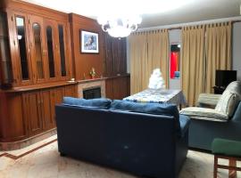 PISO ROCIO，位于阿尔蒙特的酒店