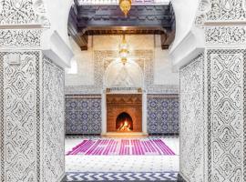 Riad Medina Art & Suites，位于马拉喀什的住宿加早餐旅馆
