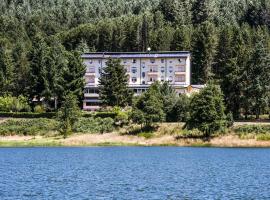 Hotel Park 108 Sport&Wellness，位于洛里卡的酒店