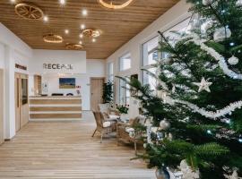 Wellness hotel Marta，位于Sněžné的酒店