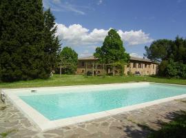 Villa Poggio al Sole Bio Agriturismo private pool，位于圣罗科阿费力的度假屋