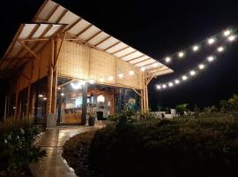 Ecohotel Monte Tierra Habitaciones y Glamping，位于菲兰迪亚的豪华帐篷营地