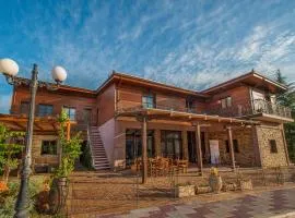 Polys Guest House