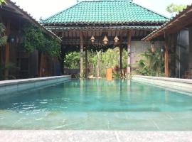 Watukarung Ristu Homestay，位于Kalak的酒店