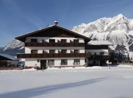 缇丽宾馆