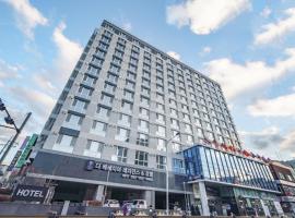 The Venezia Suite Hotel，位于春川的酒店