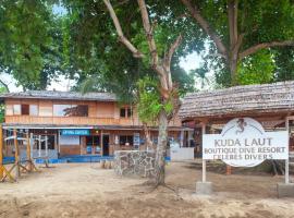 库达劳特精品潜水度假村，位于布纳肯的带泳池的酒店