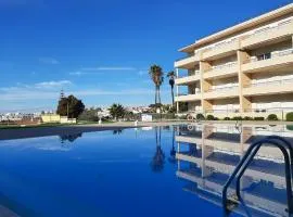 Front Beach Apartment - Quinta da Barracuda