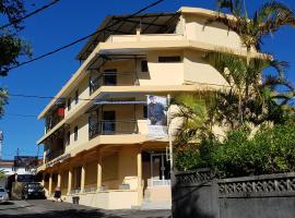 Bobato building，位于Curepipe的酒店