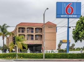 Motel 6-Gardena, CA - South，位于加迪纳市加州州立大学多明格斯山分校附近的酒店