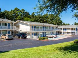 Motel 6-Longview, TX，位于朗维尤的酒店