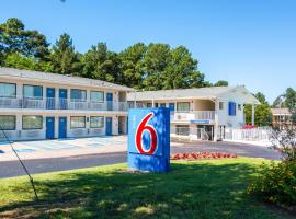 Motel 6-Longview, TX