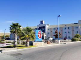 Motel 6-Las Cruces, NM - Telshor，位于拉斯克鲁塞斯Las Cruces International - LRU附近的酒店