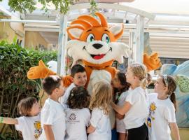 Pinetina Mare Baby Family Hotel，位于切尔维亚的酒店