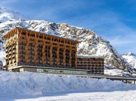 Radisson Blu Hotel Reussen, Andermatt，位于安德马特的酒店