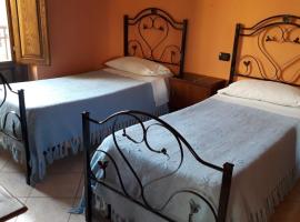 ALBERGO MODERNO，位于Fagnano Castello的酒店